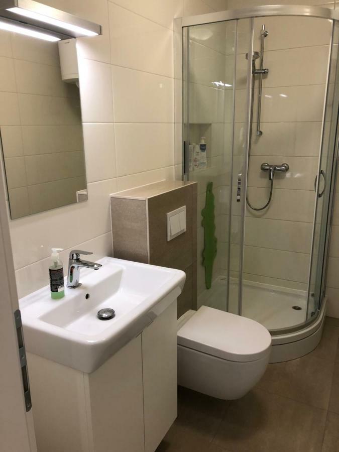 Buga Apartment In Center Of مالي لوشينغْ المظهر الخارجي الصورة
