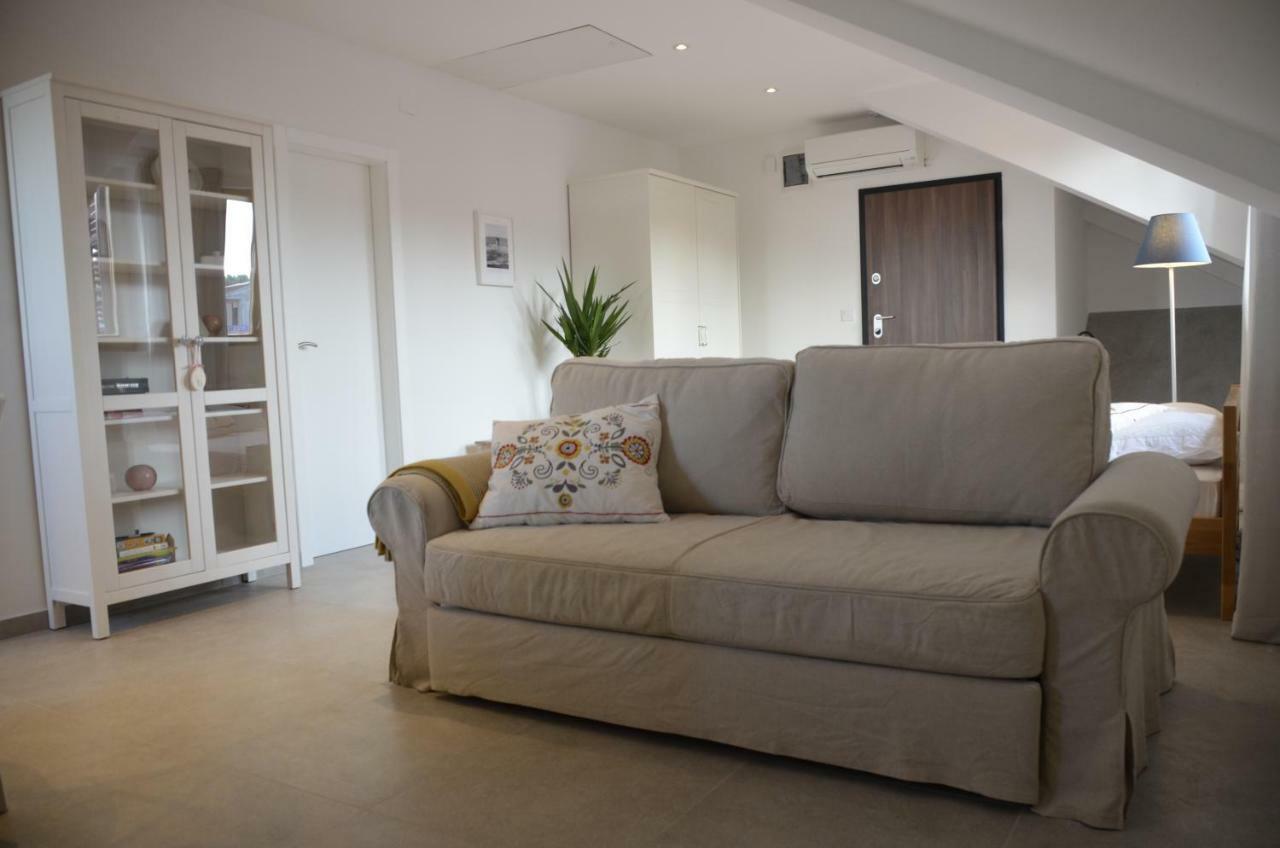 Buga Apartment In Center Of مالي لوشينغْ المظهر الخارجي الصورة