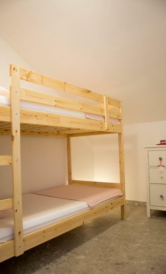 Buga Apartment In Center Of مالي لوشينغْ المظهر الخارجي الصورة